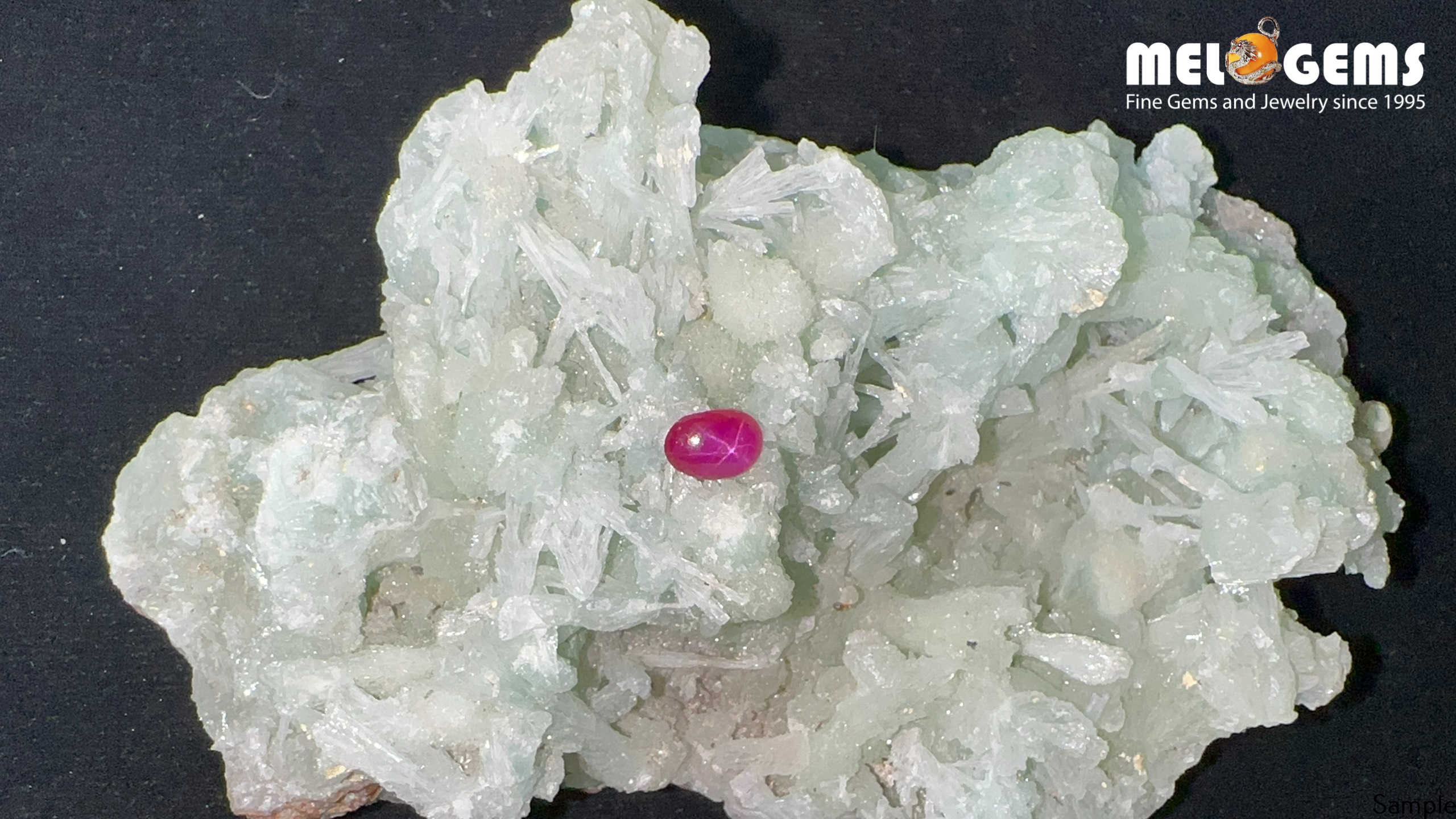 Da Ruby Star tu nhien 0,9 ct 1