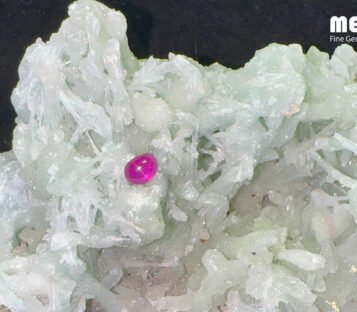 Star Ruby Natural Nghe An Red 1,4 Carat 4 Da Ruby Star tu nhien 1,4 ct 3