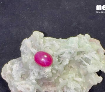 Da Ruby Star tu nhien 17,65ct 3