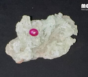 Da Ruby Star tu nhien 2,10 ct 2