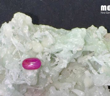 Da Ruby Star tu nhien 2,35ct 4