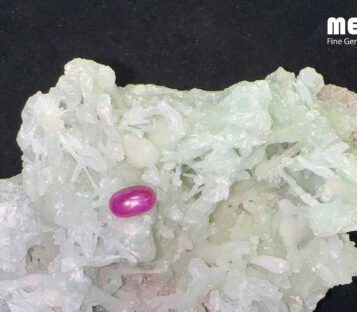Da Ruby Star tu nhien 2,80ct 2