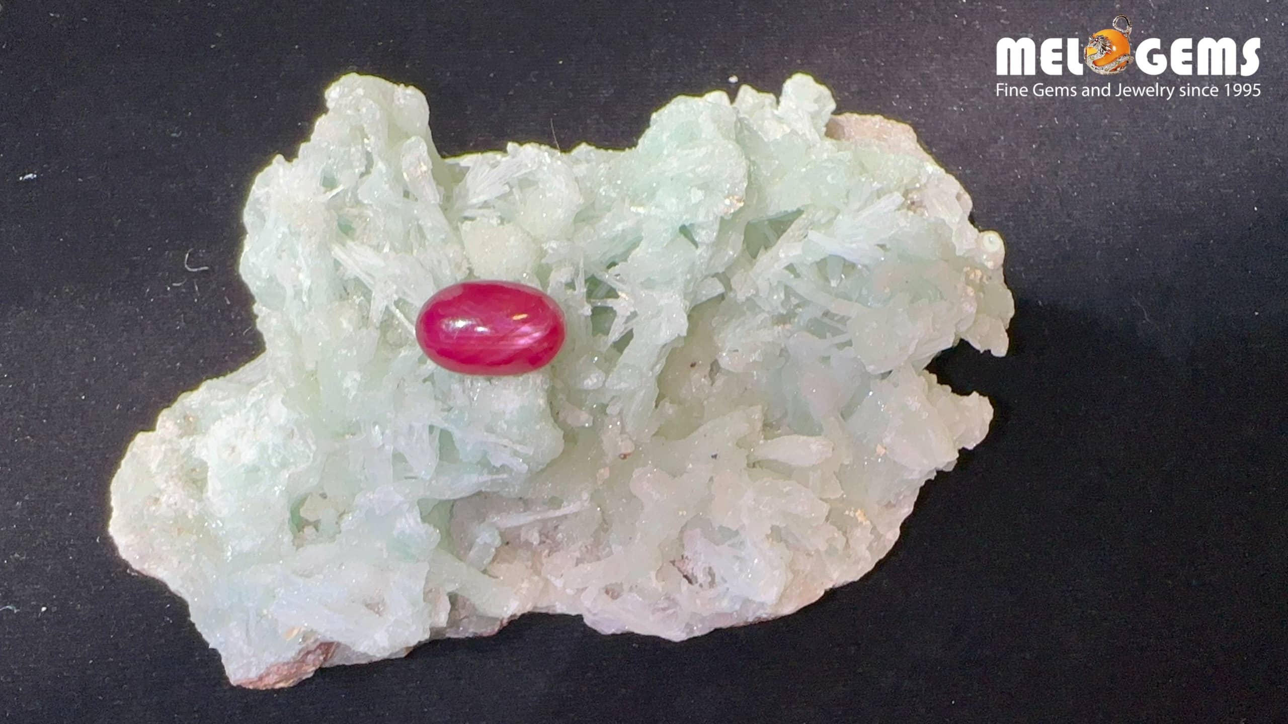 Da Ruby Star tu nhien 3,65 ct 1