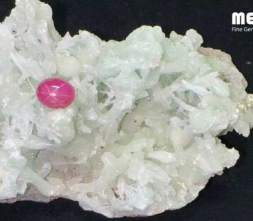 Da Ruby Star tu nhien 4,05ct 2