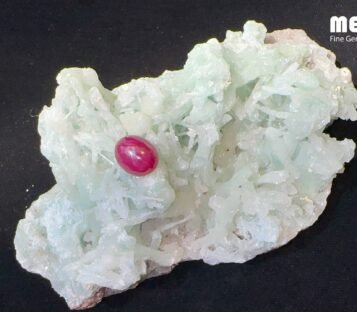 Da Ruby Star tu nhien 4,25 ct 3