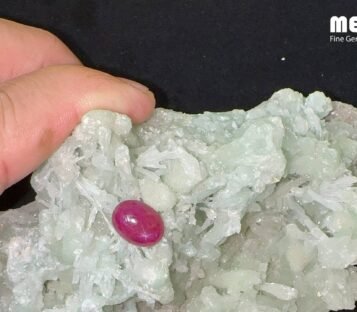 Da Ruby Star tu nhien 5,05ct 2