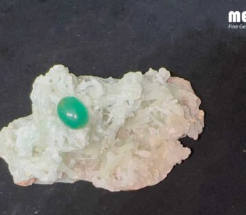 Emerald Cabochon Natural 12,80 Carat 3 Da emeral tu nhien hang Luc Yen EMR0401 1