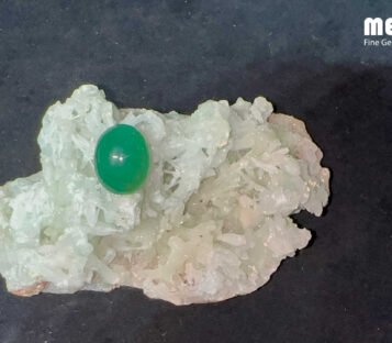 Da emeral tu nhien hang Luc Yen EMR0402 1