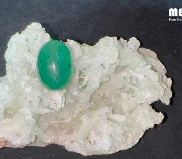 Da emeral tu nhien hang Luc Yen EMR0403 2