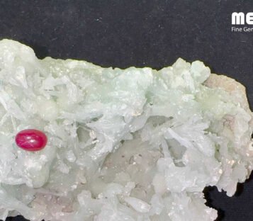 Da ruby sao doi tu nhien hang Luc Yen RB1209 1