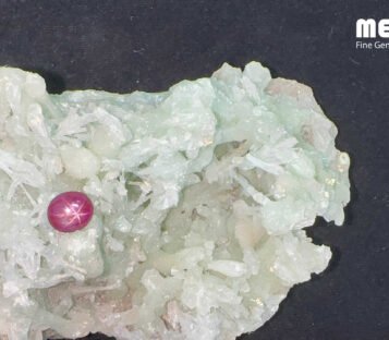 Da ruby sao doi tu nhien hang Nghe An RB1302 5