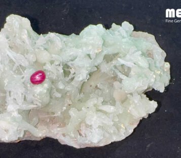 Da ruby sao doi tu nhien hang Nghe An RB1310 3