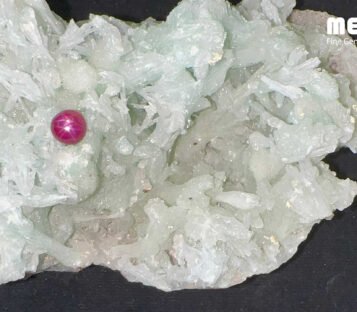 Da ruby sao doi tu nhien hang Nghe An RB1311 3