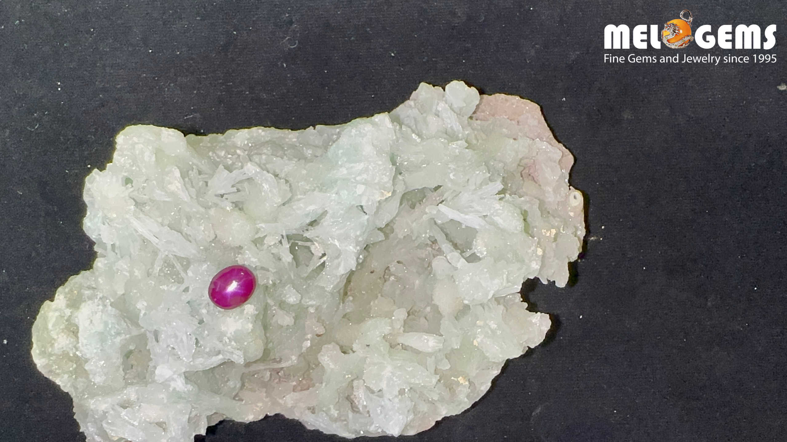 Da ruby sao doi tu nhien hang Nghe An RB1315 1