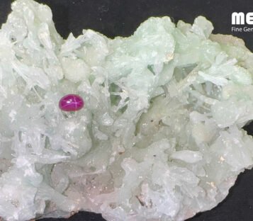 Da ruby sao doi tu nhien hang Nghe An RB1317 5