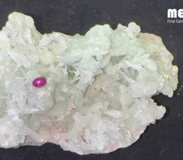 Da ruby sao doi tu nhien hang Nghe An RB1318 1