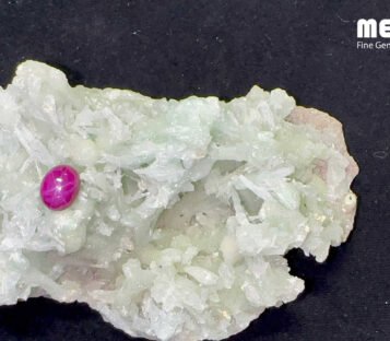 Da ruby sao tu nhien hang Luc Yen RB1102 2