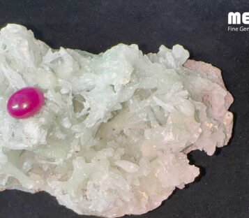 Da ruby sao tu nhien hang Luc Yen RB1602 2