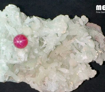 Da ruby sao tu nhien hang Luc Yen RB1703 6