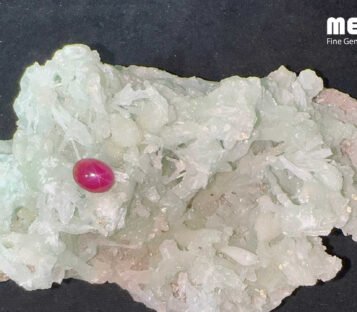 Da ruby sao tu nhien hang Luc Yen RB1706 2