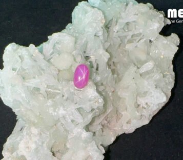 Da ruby sao tu nhien hang Nghe An RB1509 2