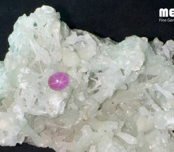 Da ruby sao tu nhien hang Nghe An RB1512 3