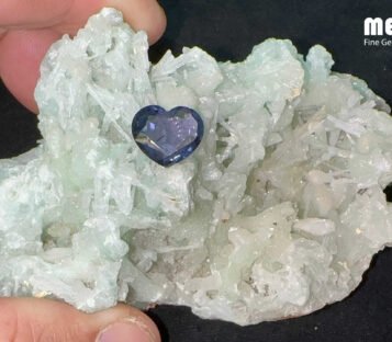 Da spinel xanh tu nhien hang Luc Yen BSP0101 2