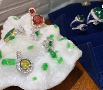 Faceted Demantoid Earings With Diamonds 5 Faceted Demantoid Earings With Diamonds 2