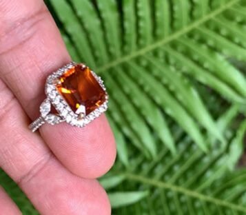 Mandarine Garnet Ring With Diamonds 5