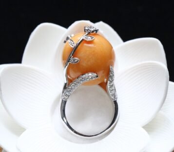 Natural Melo Melo Pearl Ring With Diamond