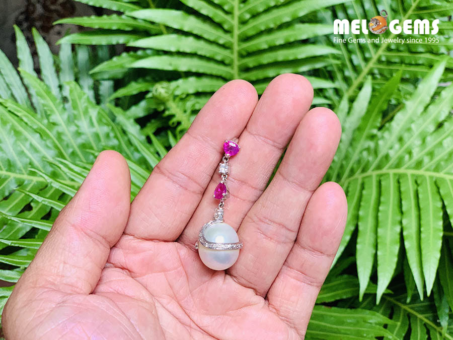 Natural Peal Pendant With Rubies And Diamonds 1