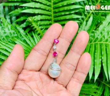 Natural Peal Pendant With Rubies And Diamonds 2