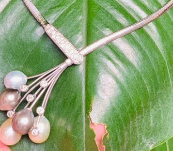 Natural Pearl Necklace With Diamonds 5