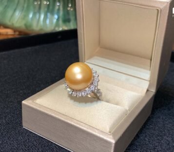 South Sea Pearl Ring With Diamonds 2