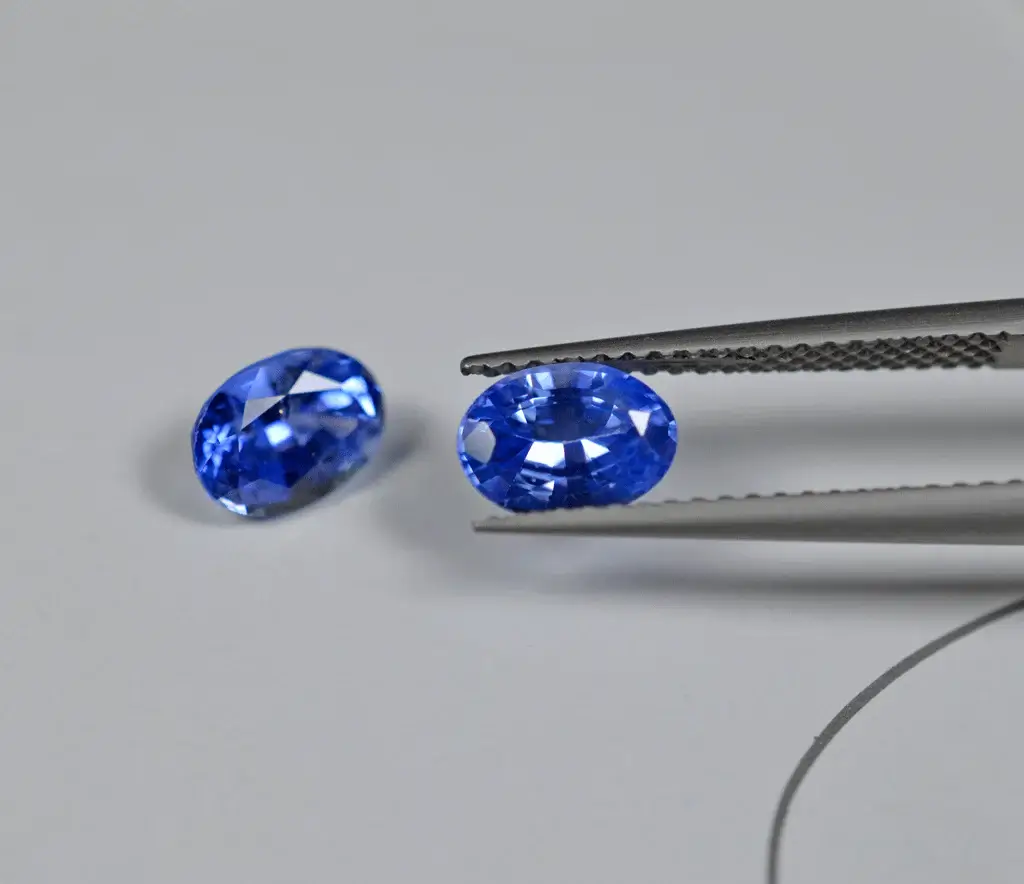1 Carat Sapphire Prices: How Much is Too Much? 2 1 Carat Sapphire