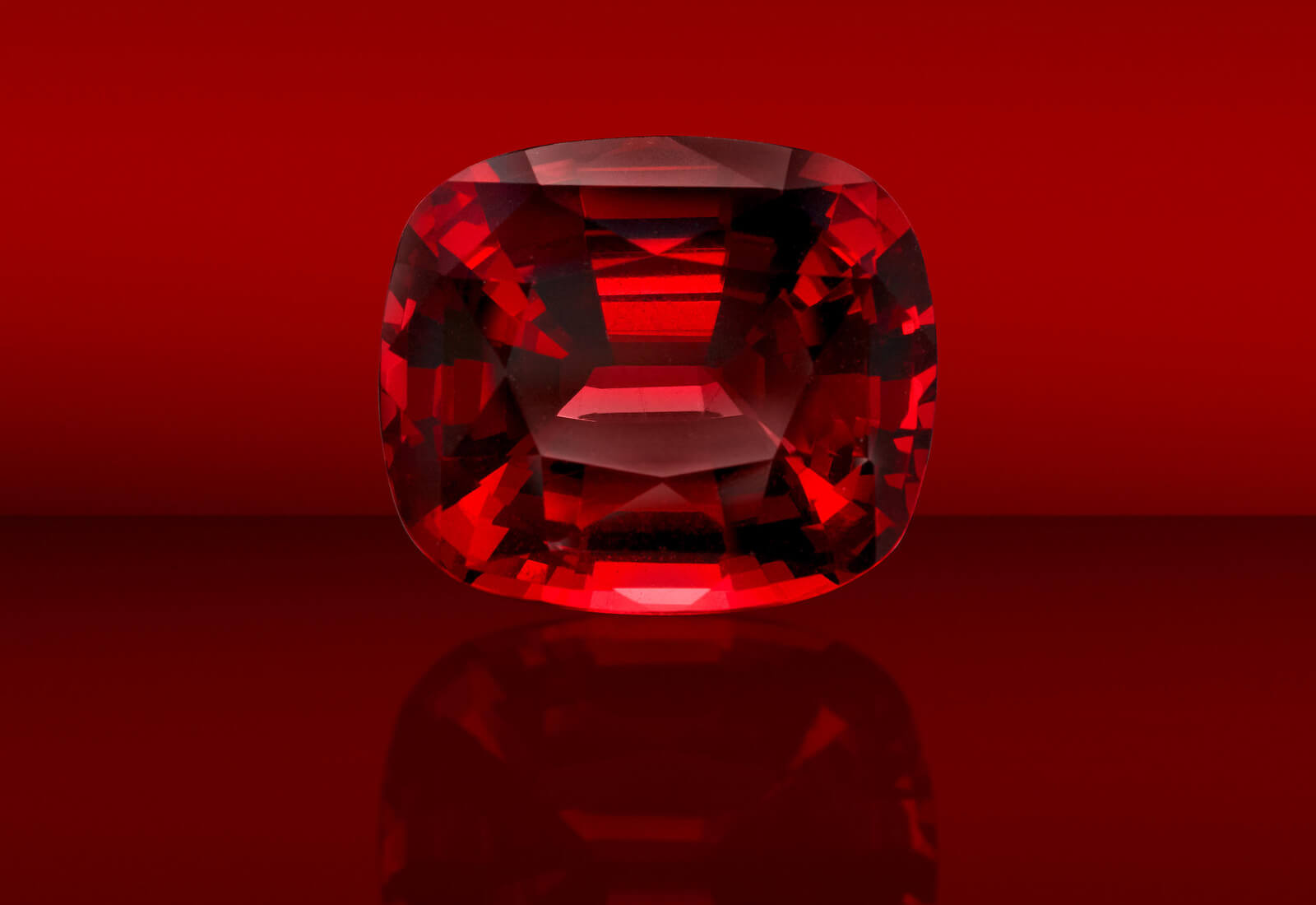 How Much is a Red Spinel Carat Worth? 21 Evaluating Red Spinel Carat Worth