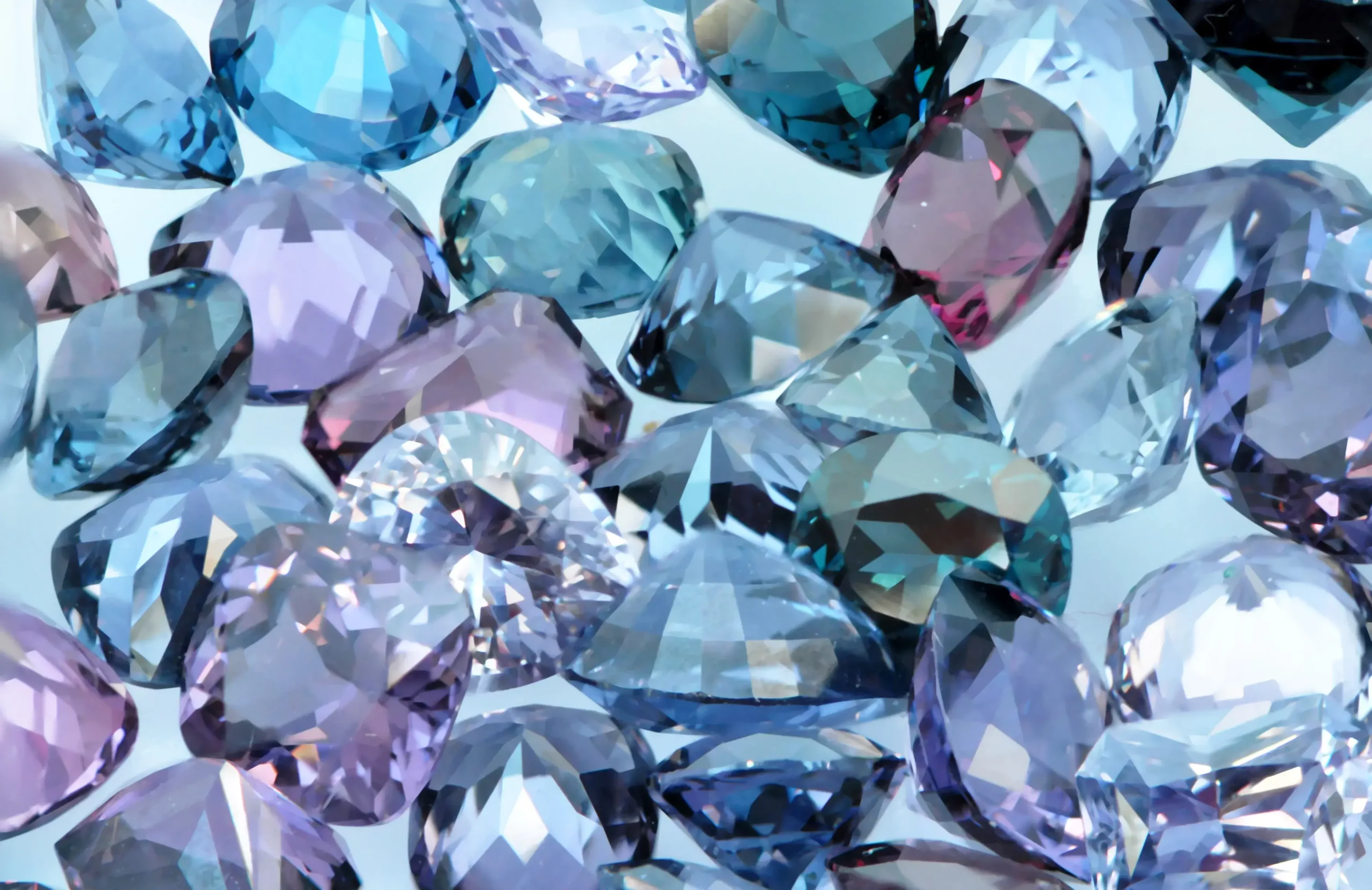 Spinel Stone: The Best Price in Pakistan 4 Factors Affecting the Price of Spinel Stone