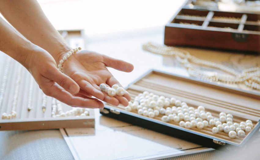 Identifying Authentic Pearls from Pearl Factories