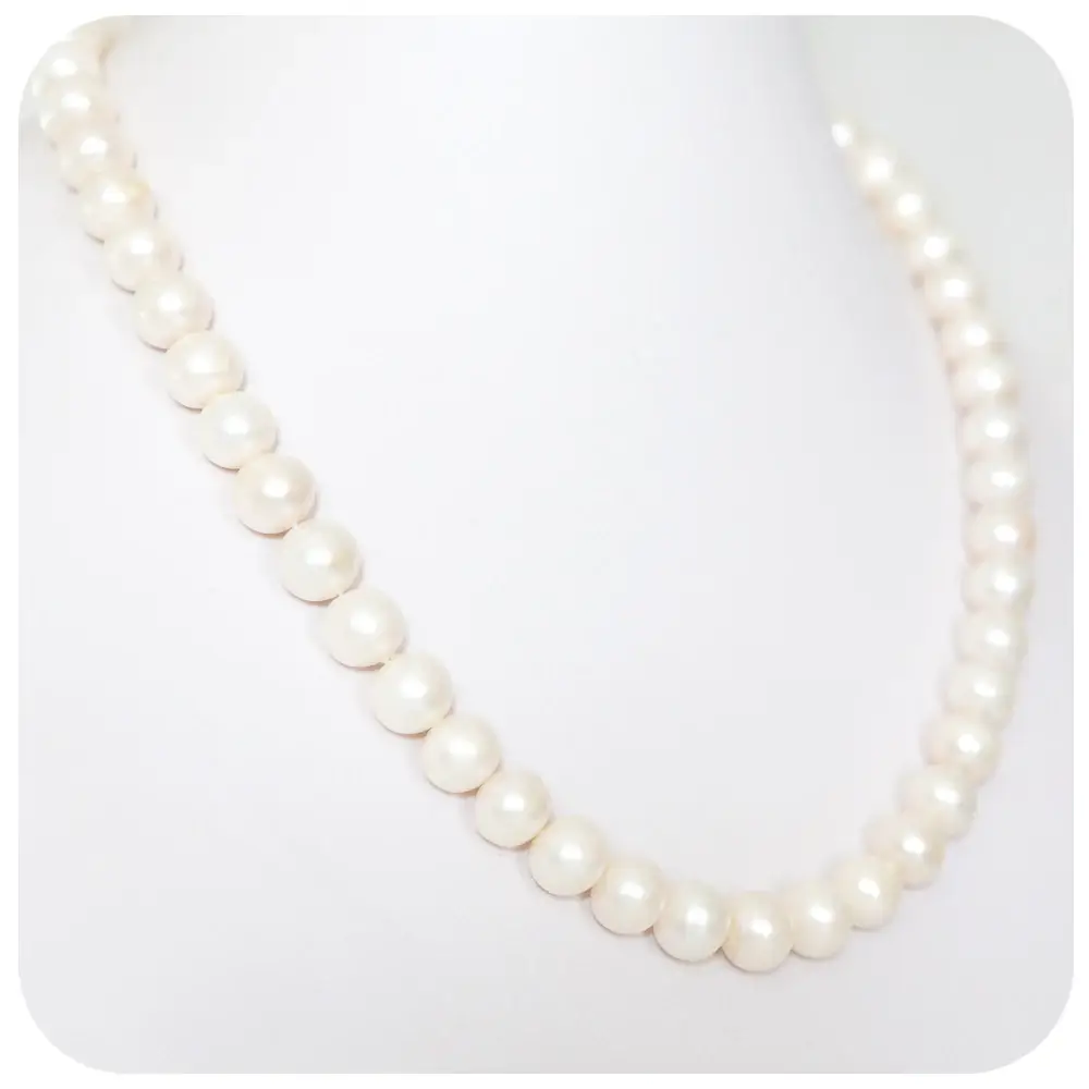 How Much Does a Pearl Necklace Cost? 4 Length and Design of the Necklace