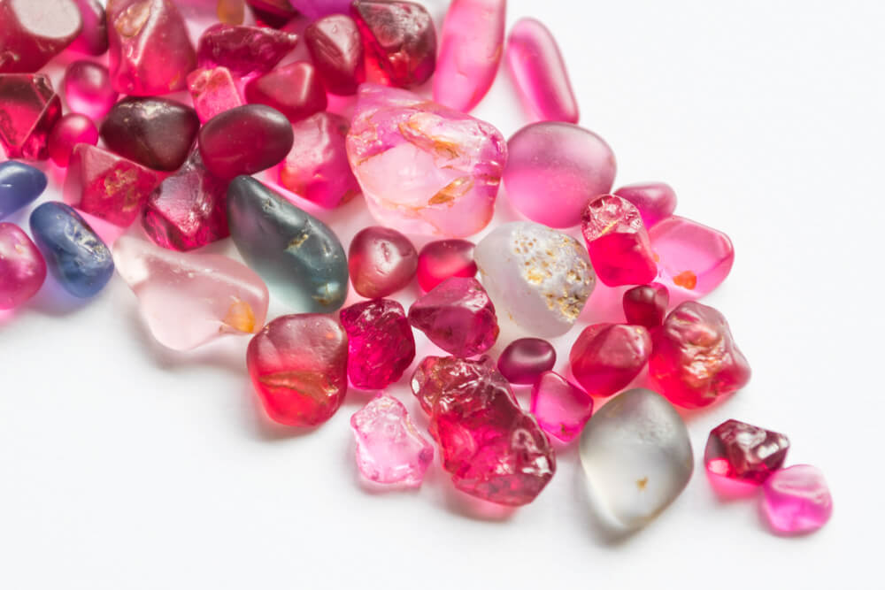 Spinel Stone: The Best Price in Pakistan 16 Recommendations for Purchasing Spinel Stone