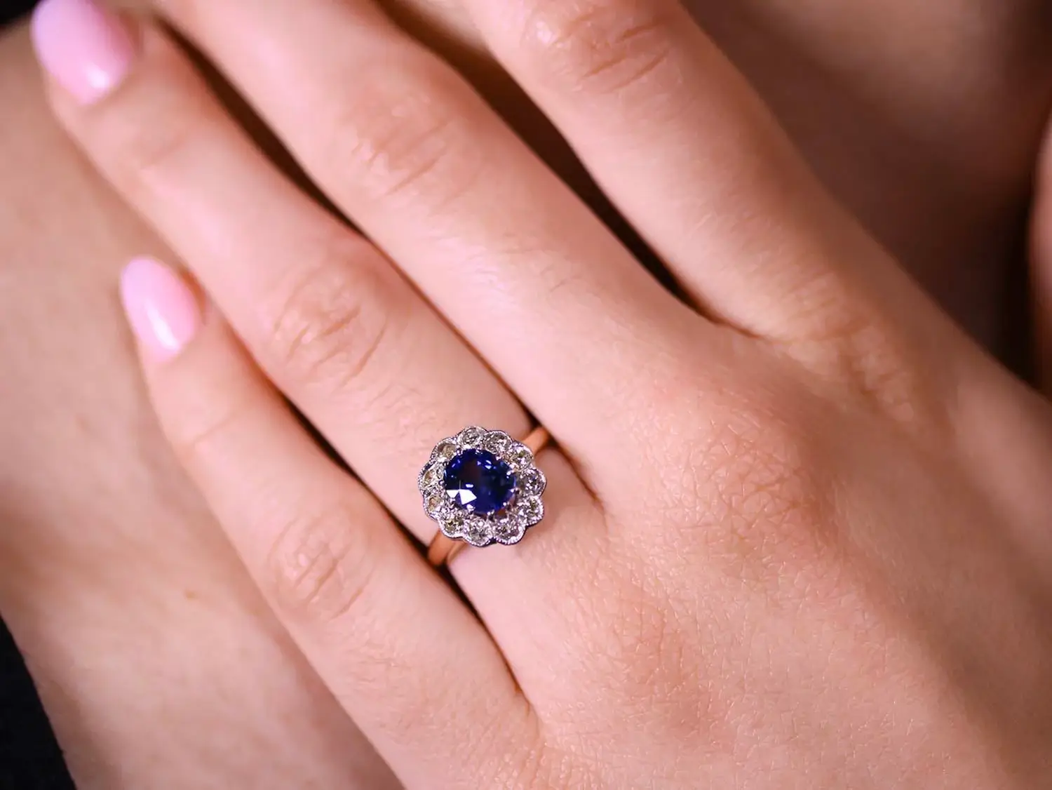 Exquisite Sapphire Wedding Rings for a Unique Celebration 10 Famous Sapphire Wedding Rings
