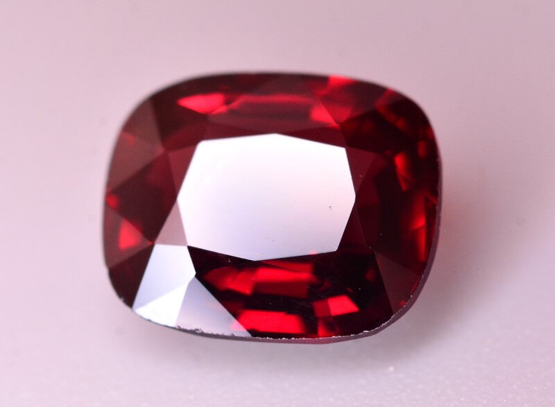 How Much is a Red Spinel Carat Worth? 2 Understanding Red Spinel