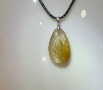 Feng Shui Necklace VC06