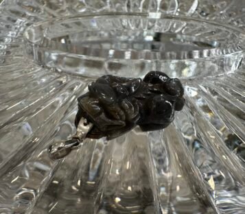 Feng Shui Sapphire Wealthy Good Luck Attract Pixiu STH01