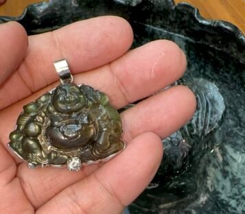 Feng Shui Smilling Happy Good Luck Sapphire Pendant TPT43 1