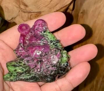 Feng Shui Smilling Happy Good Luck Ruby Zoisite Statue ZRDL03