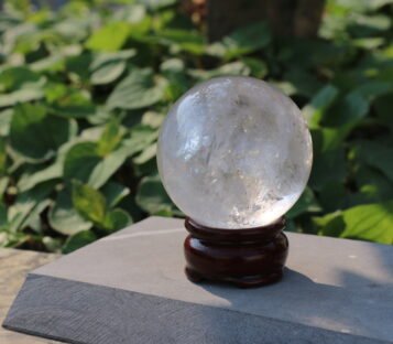 Feng Sui White Quartz Ball CPT4