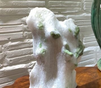 Gemstone Crystal Luc Yen CDQ03 2