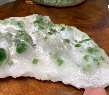 Gemstone Crystal Luc Yen CDQ05 3