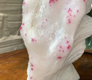 Gemstone Crystal Luc Yen CDQ11 2